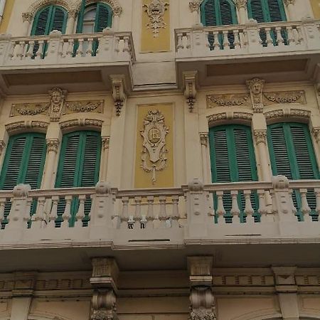 Palazzo Lagioia 2: Prestigioso Miniappartamento Triggiano Kültér fotó